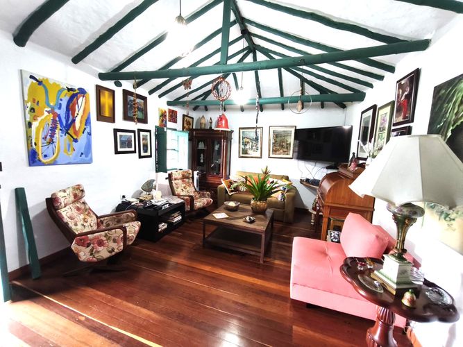 Finca en venta en Santa Elena, Medellín, 2700 m² · foto 7 de 20