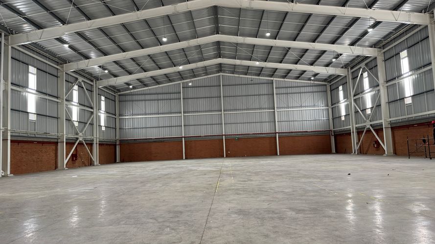 Bodega en arriendo en Arroyohondo, Yumbo, 2150 m² · foto 2 de 24