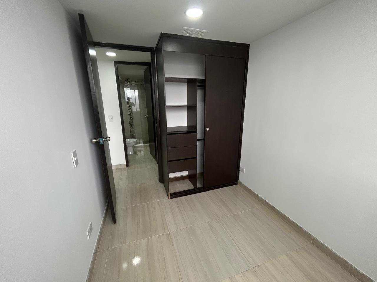 Apartamento en venta en Fontibon, Bogotá · foto 9 de 23
