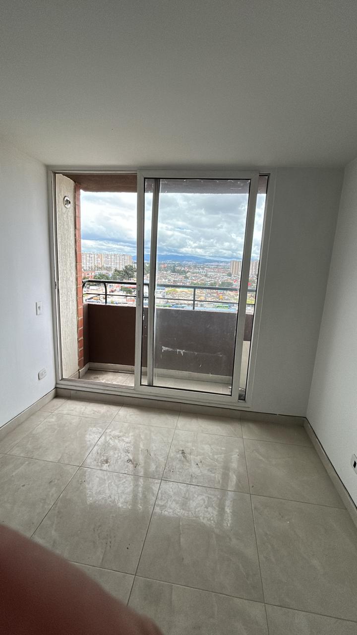 Apartamento en venta en Fontibon, Bogotá · foto 5 de 23