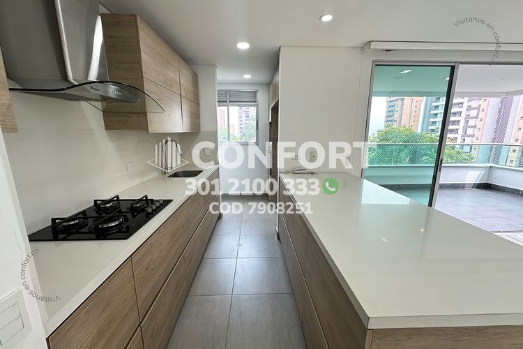 Apartamento de 3 alcobas en arriendo en Los Parra, Medellín, 130 m² · foto 8 de 24