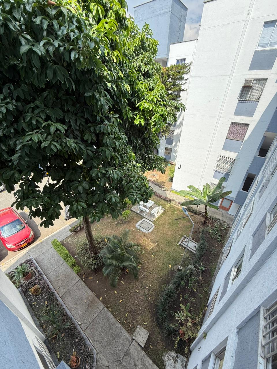 Apartamento en venta en Colseguros Andes, Cali · foto 3 de 14