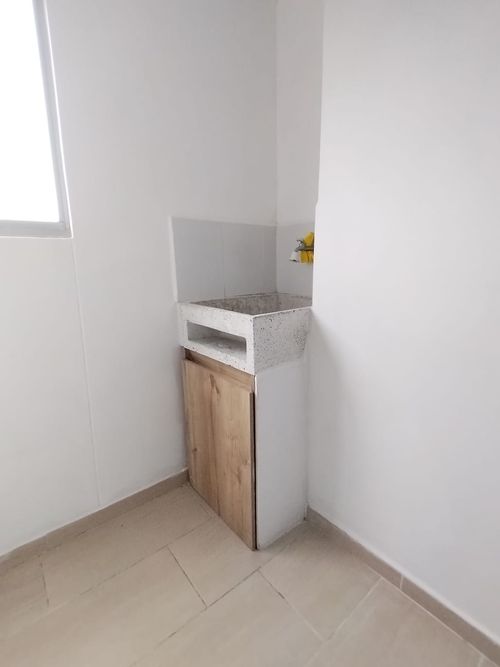 Apartamento de 2 alcobas en venta en Fontibon, Rionegro, 57 m² · foto 8 de 24