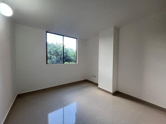 Apartamento de 3 alcobas en arriendo en El Diamante No. 2, Medellín, 108 m² · foto 11 de 17