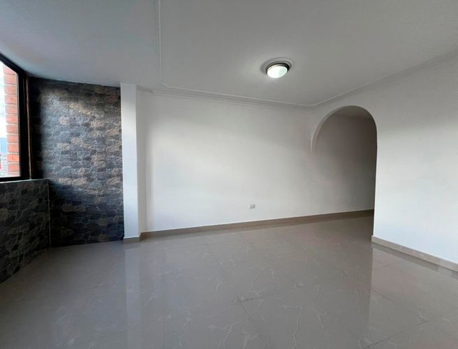 Apartamento de 3 alcobas en arriendo en El Diamante No. 2, Medellín, 108 m² · foto 3 de 17