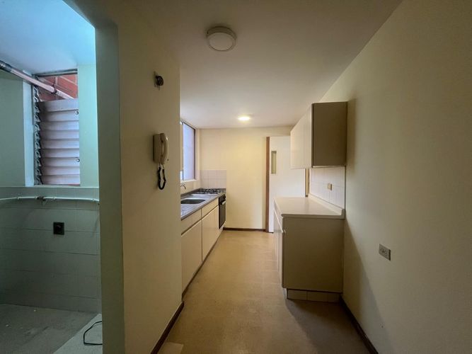 Apartamento en arriendo en El Poblado, Medellín, 120 m² · foto 8 de 14