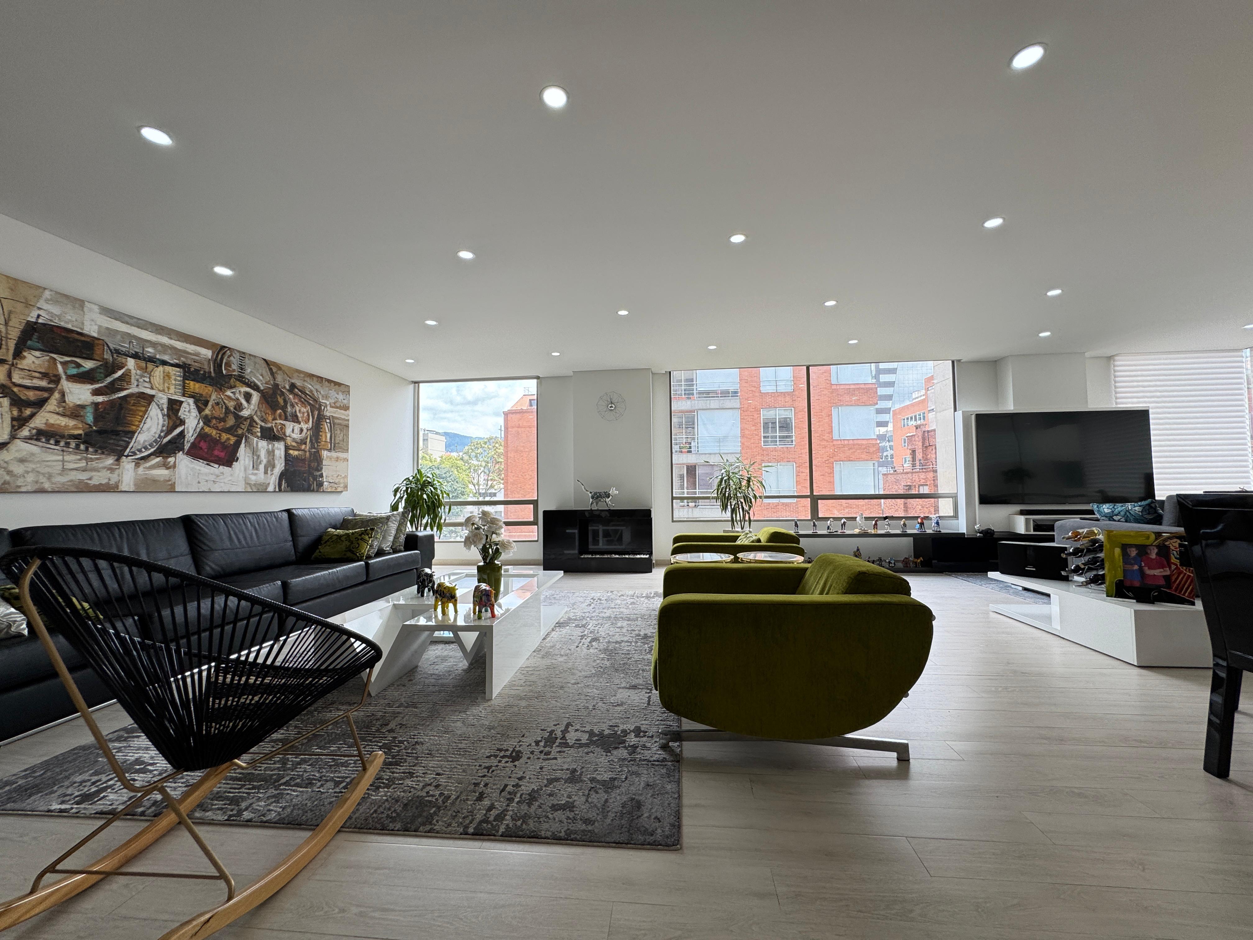 Apartamento en venta en El Chico, Bogotá · foto 3 de 21