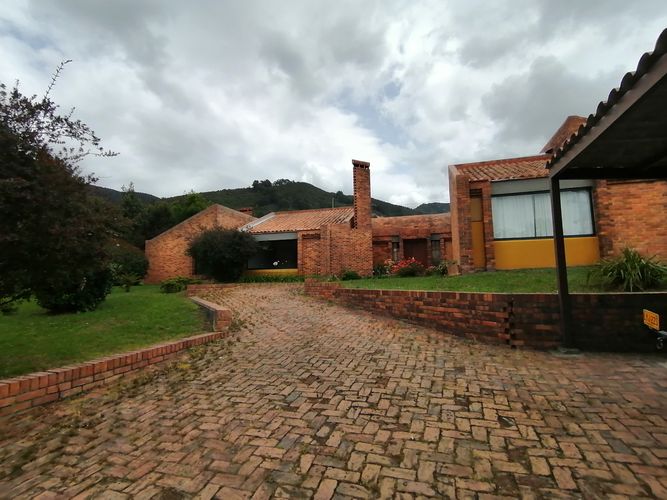 Casa de 4 alcobas en venta en Rozo, Cota, 510 m² · foto 2 de 24