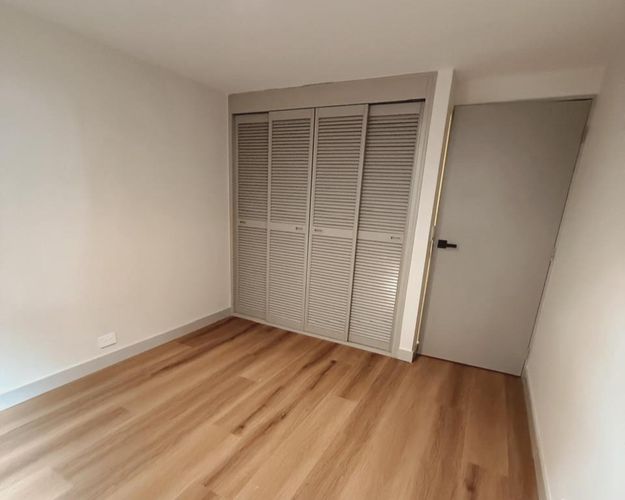 Apartamento de 4 alcobas en venta en El Castillo, Medellín, 152 m² · foto 5 de 15