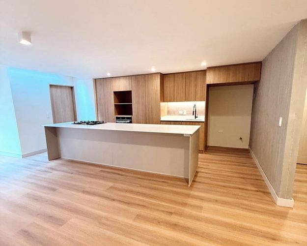 Apartamento de 4 alcobas en venta en El Castillo, Medellín, 152 m² · foto 11 de 15