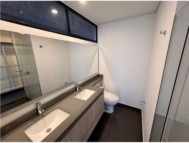 Apartamento en venta en Las Lomas No.1, Medellín · foto 13 de 21
