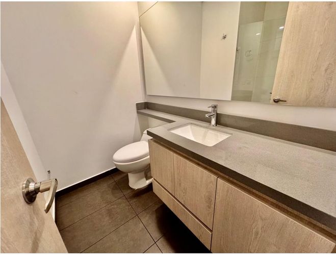 Apartamento en venta en Las Lomas No.1, Medellín · foto 15 de 21