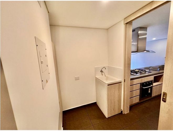 Apartamento en venta en Las Lomas No.1, Medellín · foto 17 de 21