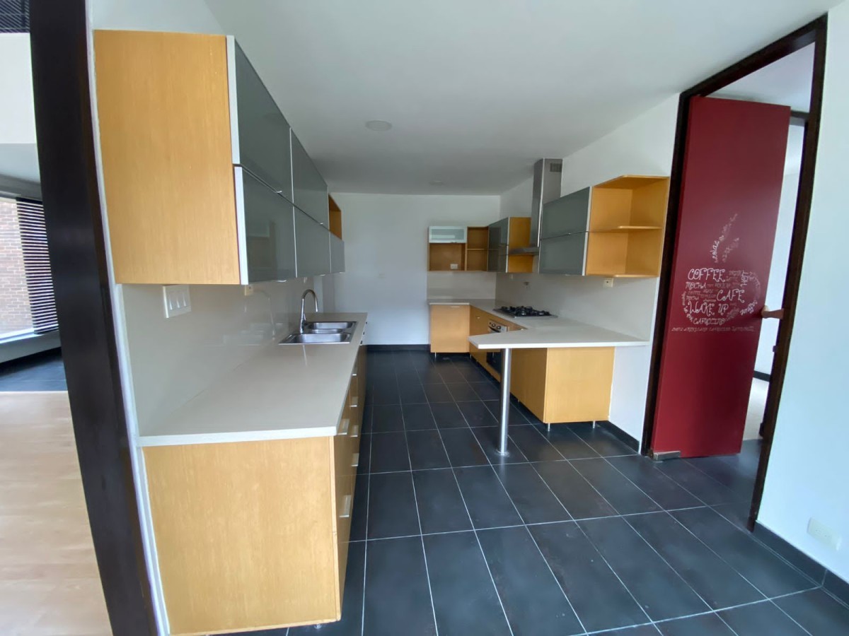 Apartamento en venta en El Poblado, Medellín · foto 19 de 22