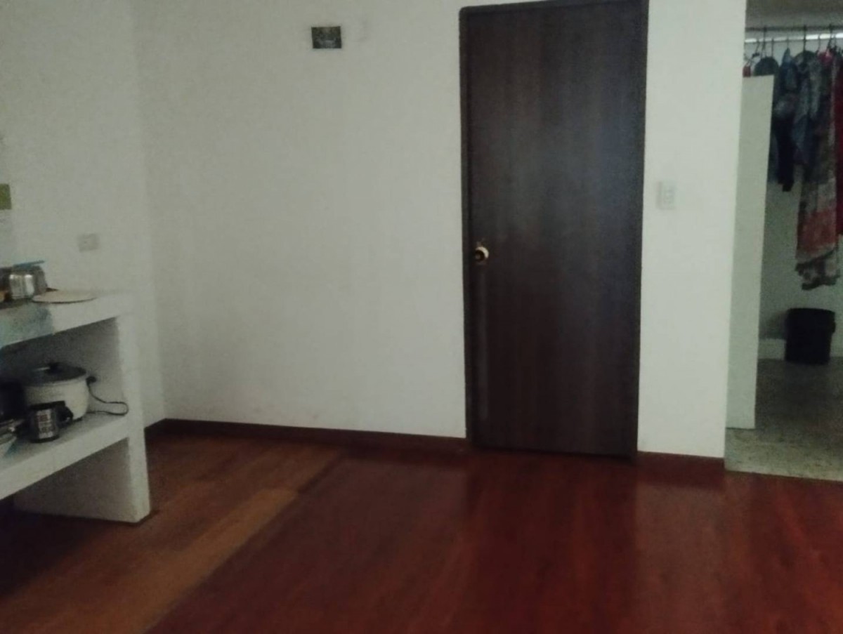 Casa en venta en San Rafael, Bogotá · foto 8 de 14