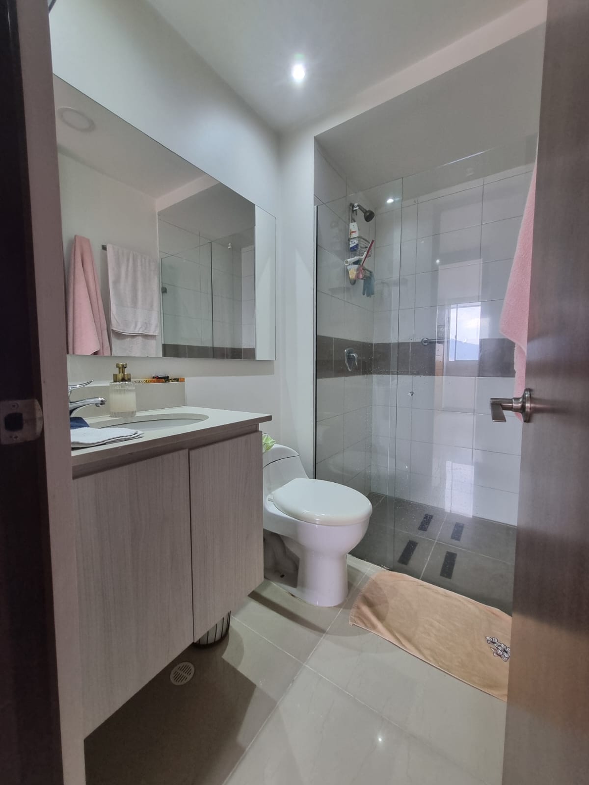 Apartamento en venta en Loma Del Esmeraldal, Envigado · foto 6 de 18