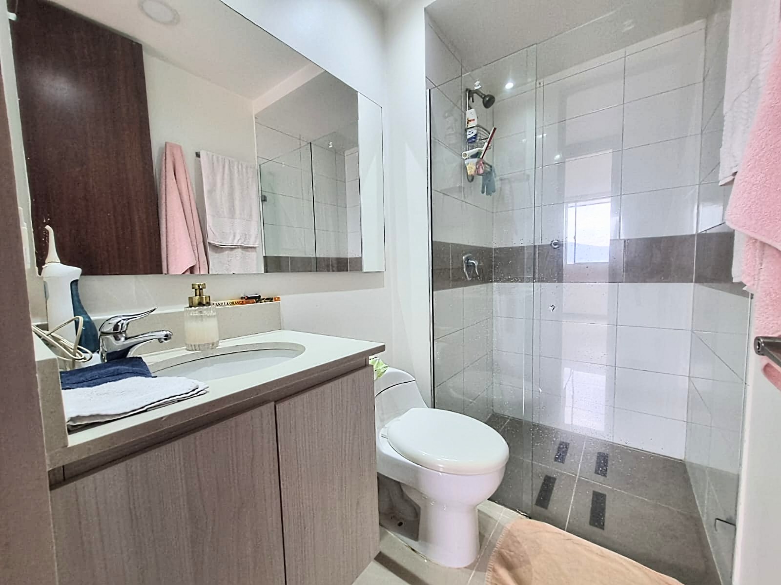 Apartamento en venta en Loma Del Esmeraldal, Envigado · foto 10 de 18