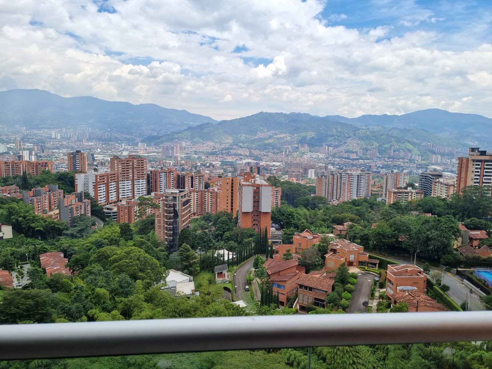 Apartamento en venta en Loma Del Esmeraldal, Envigado · foto 16 de 18