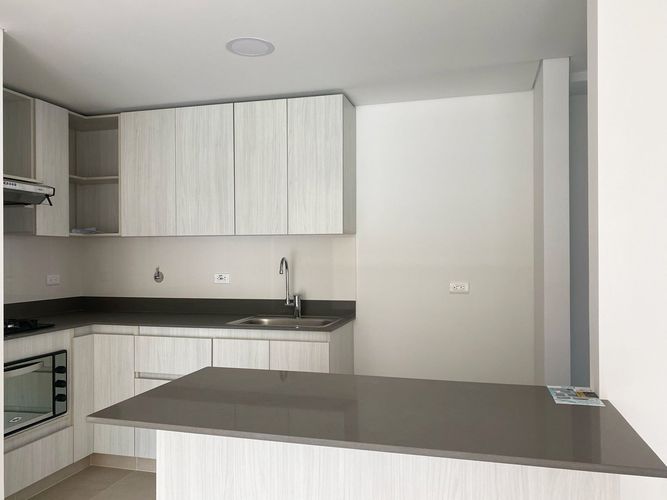 Apartamento de 3 alcobas en arriendo en Camino Verde, Envigado, 80 m² · foto 5 de 16