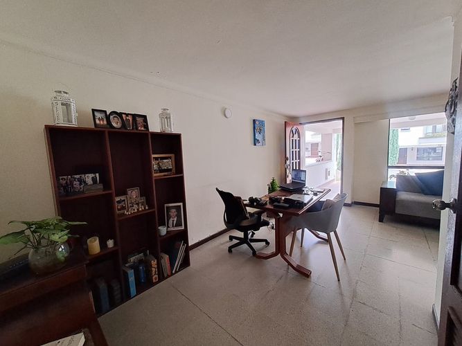 Casa de 4 alcobas en venta en La Pradera, Envigado, 163 m² · foto 2 de 22