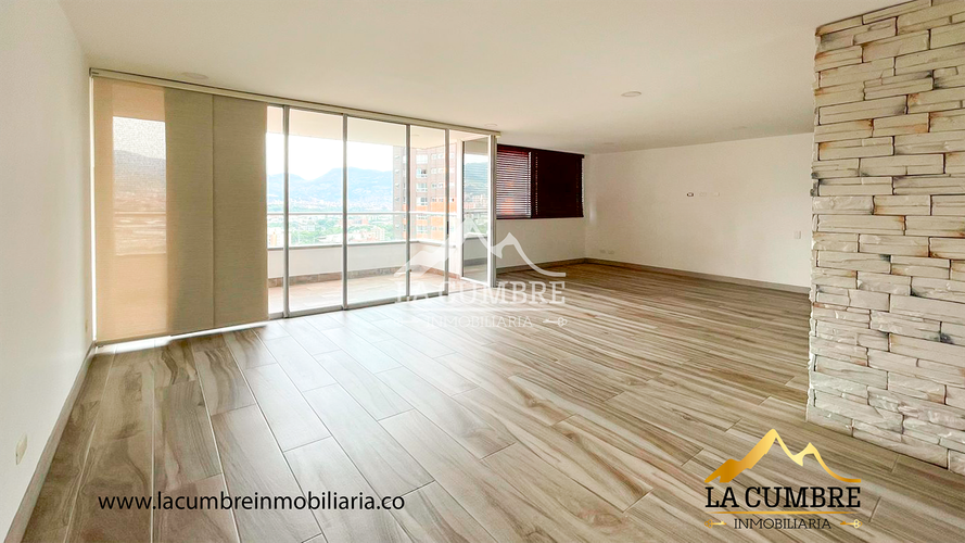 Apartamento de 3 alcobas en arriendo en Santa Maria De Los Angeles, Medellín, 135 m² · foto 2 de 12
