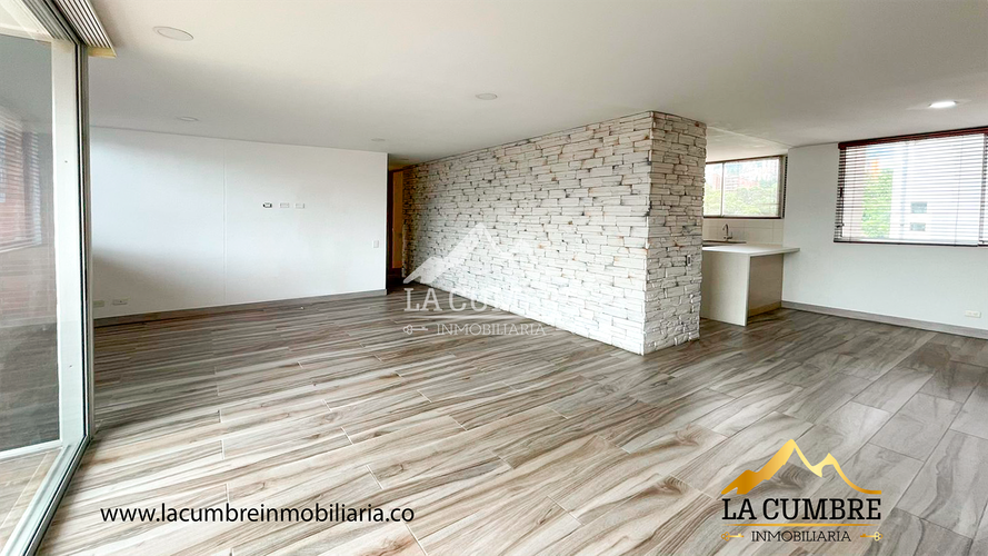 Apartamento de 3 alcobas en arriendo en Santa Maria De Los Angeles, Medellín, 135 m² · foto 3 de 12