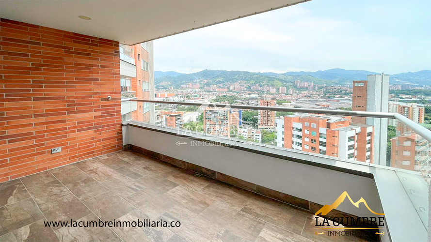Apartamento de 3 alcobas en arriendo en Santa Maria De Los Angeles, Medellín, 135 m² · foto 5 de 12