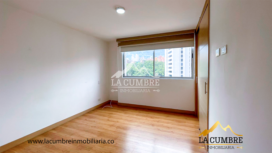Apartamento de 3 alcobas en arriendo en Santa Maria De Los Angeles, Medellín, 135 m² · foto 8 de 12