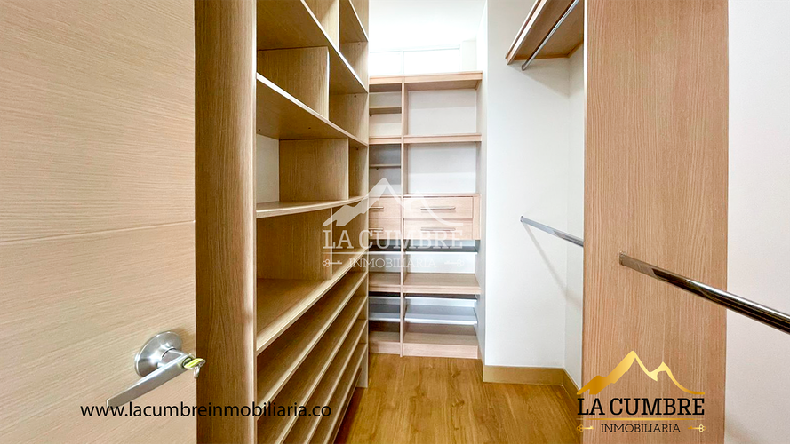 Apartamento de 3 alcobas en arriendo en Santa Maria De Los Angeles, Medellín, 135 m² · foto 12 de 12