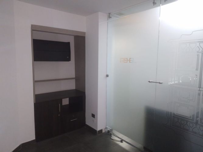 Oficina en arriendo en Campo Amor, Medellín, 150 m² · foto 10 de 16