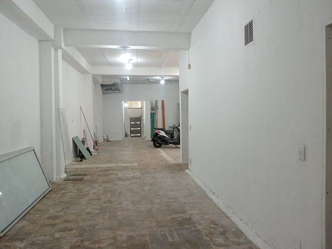 Bodega en arriendo en La Floresta, Medellín, 110 m² · foto 6 de 14
