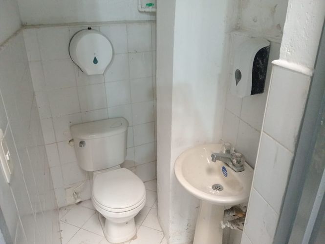 Bodega en arriendo en La Floresta, Medellín, 110 m² · foto 10 de 14