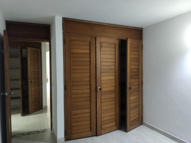 Apartamento de 3 alcobas en arriendo en El Poblado, Medellín, 127 m² · foto 14 de 20