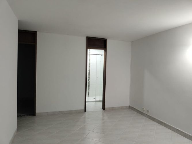 Apartamento de 3 alcobas en arriendo en El Poblado, Medellín, 127 m² · foto 11 de 20