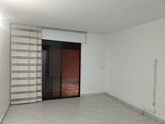 Apartamento de 3 alcobas en arriendo en El Poblado, Medellín, 127 m² · foto 9 de 20