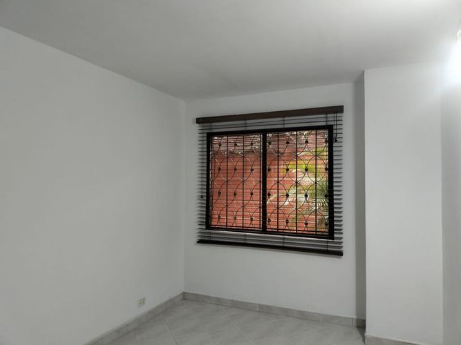 Apartamento de 3 alcobas en arriendo en El Poblado, Medellín, 127 m² · foto 15 de 20