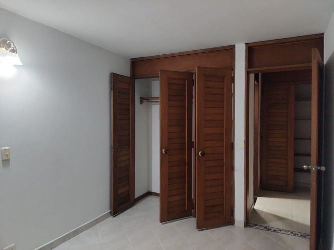 Apartamento de 3 alcobas en arriendo en El Poblado, Medellín, 127 m² · foto 16 de 20