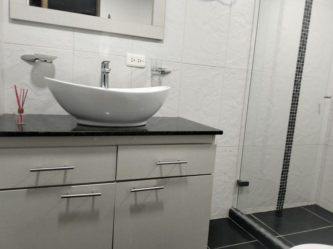 Apartamento de 3 alcobas en arriendo en El Poblado, Medellín, 127 m² · foto 17 de 20