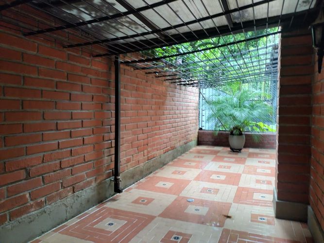 Apartamento de 3 alcobas en arriendo en El Poblado, Medellín, 127 m² · foto 20 de 20