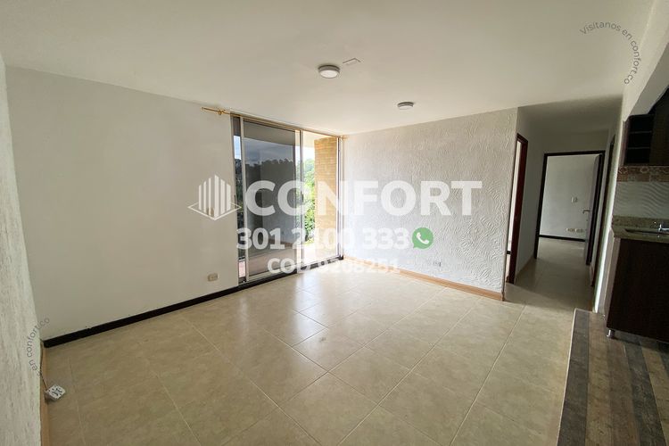 Apartamento de 3 alcobas en arriendo en San Diego, Medellín, 80 m² · foto 2 de 24