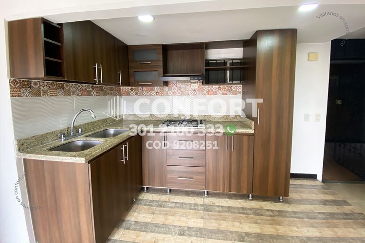 Apartamento de 3 alcobas en arriendo en San Diego, Medellín, 80 m² · foto 6 de 24