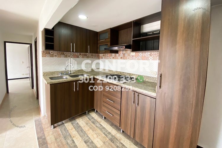 Apartamento de 3 alcobas en arriendo en San Diego, Medellín, 80 m² · foto 7 de 24