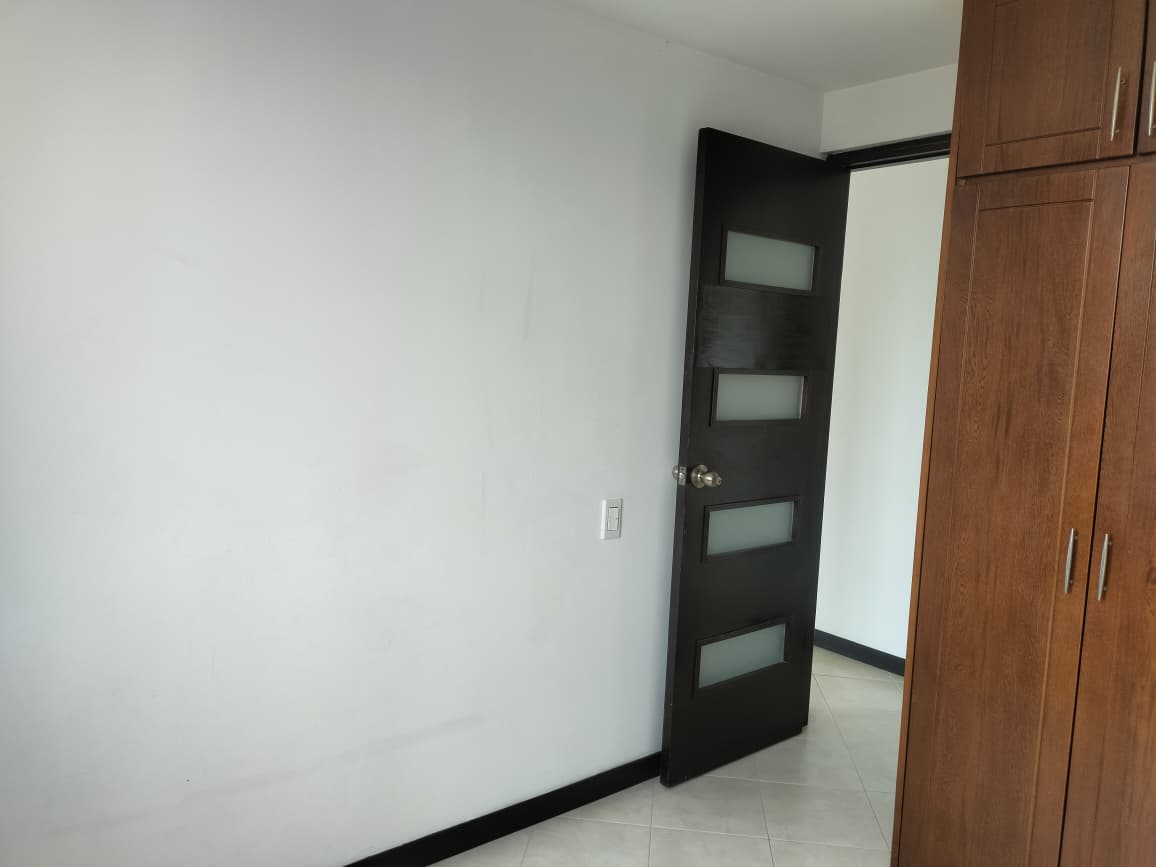 Apartamento en arriendo en El Poblado, Medellín · foto 12 de 15