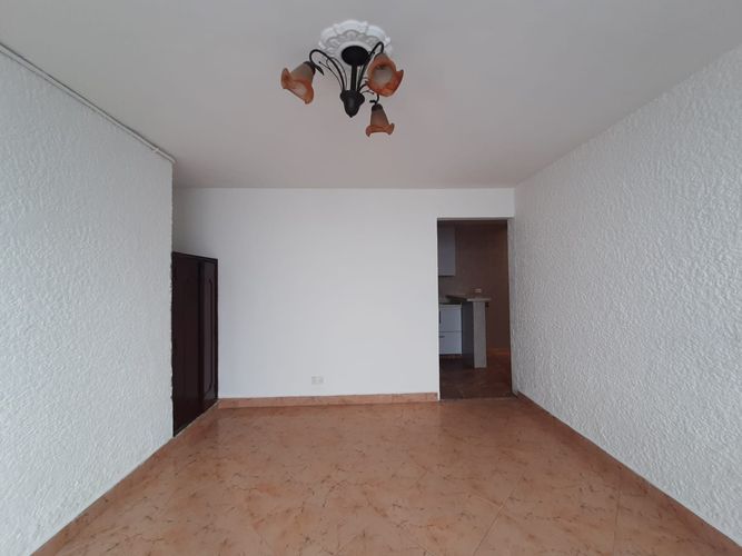 Casa de 5 alcobas en venta en Los Colores, Medellín, 153 m² · foto 9 de 20