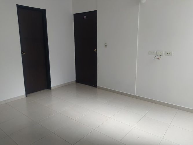 Edificio en venta en Granada, Cali, 190 m² · foto 11 de 16