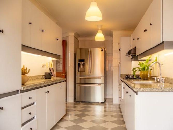 Apartamento de 3 alcobas en venta en El Poblado, Medellín, 165 m² · foto 8 de 18