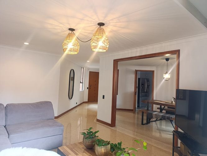 Apartamento de 3 alcobas en venta en El Poblado, Medellín, 165 m² · foto 5 de 18