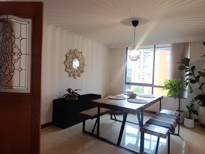 Apartamento de 3 alcobas en venta en El Poblado, Medellín, 165 m² · foto 7 de 18
