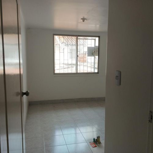 Oficina en arriendo en Tequendama, Cali, 241 m² · foto 8 de 19