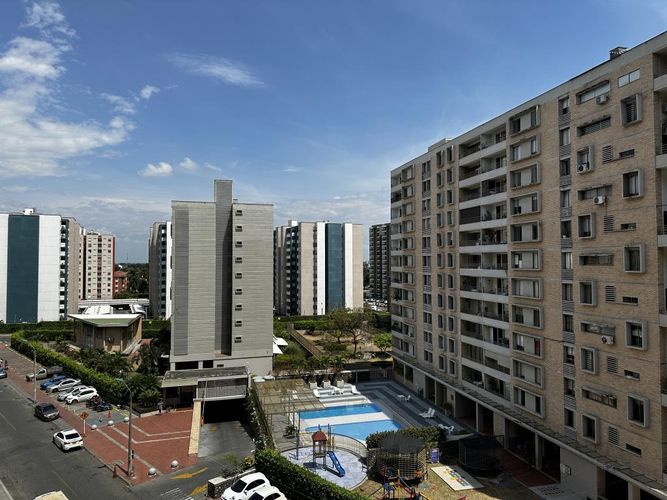Apartamento de 2 alcobas en venta en La Flora, Cali, 83 m² · foto 7 de 24